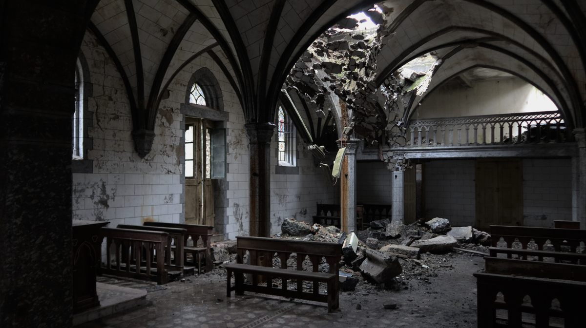 The inside of Seminário de Santa Teresinha in Portugal.